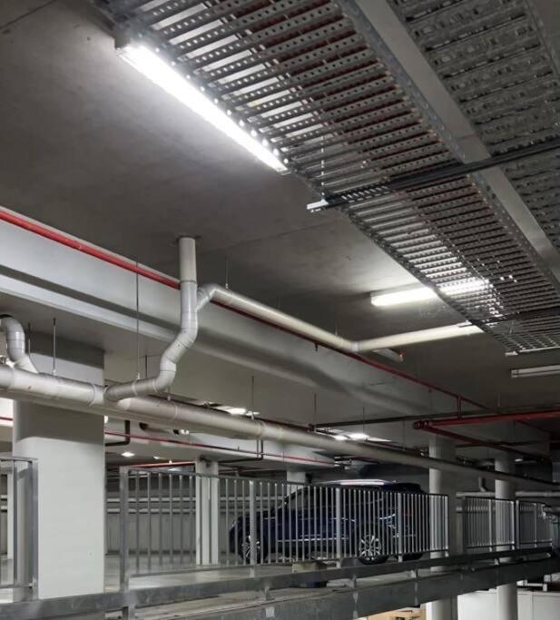 Qbn Cracker: 2Br, 2Ba, 2 Secure B/ Ment Car Parks Apartman Queanbeyan Kültér fotó